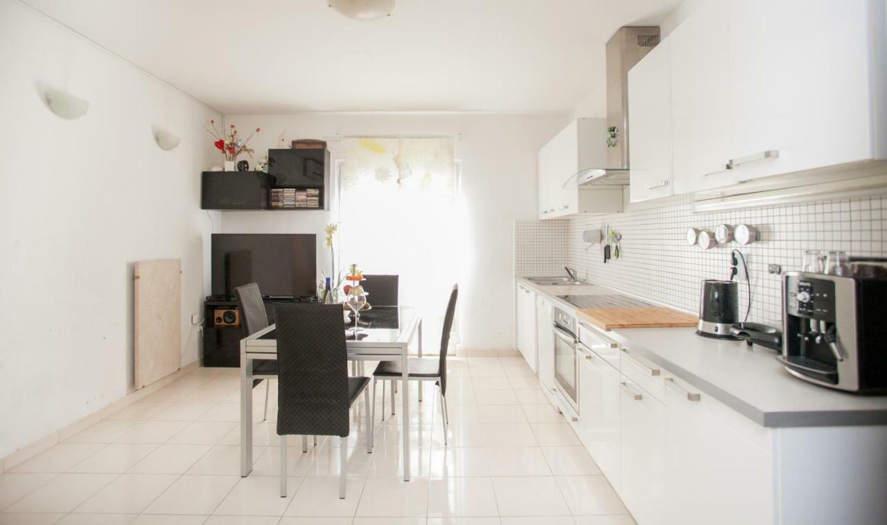 Apartment Nina , Bacvice Beach Split Eksteriør bilde